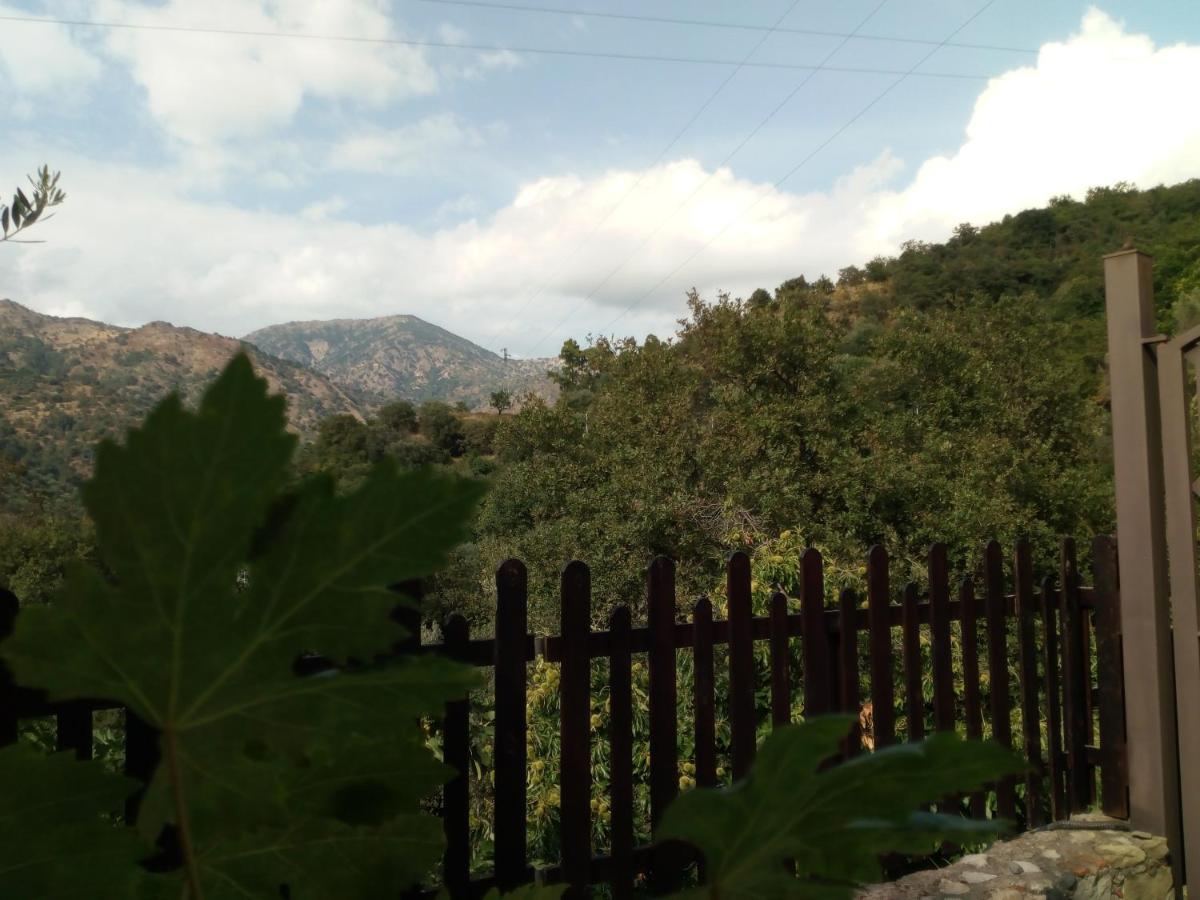Appartamento Ferraro Turina Motta Camastra Buitenkant foto